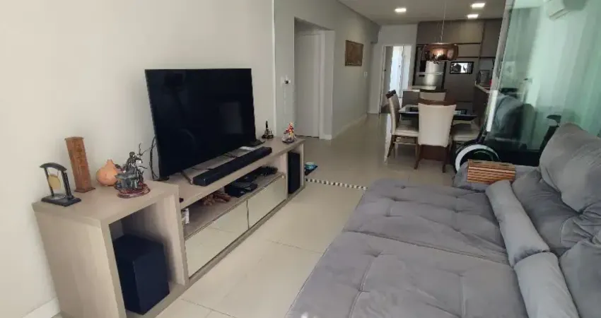 Casa residencial com 1 suíte mais 2 quartos à venda no bairro Bucarein