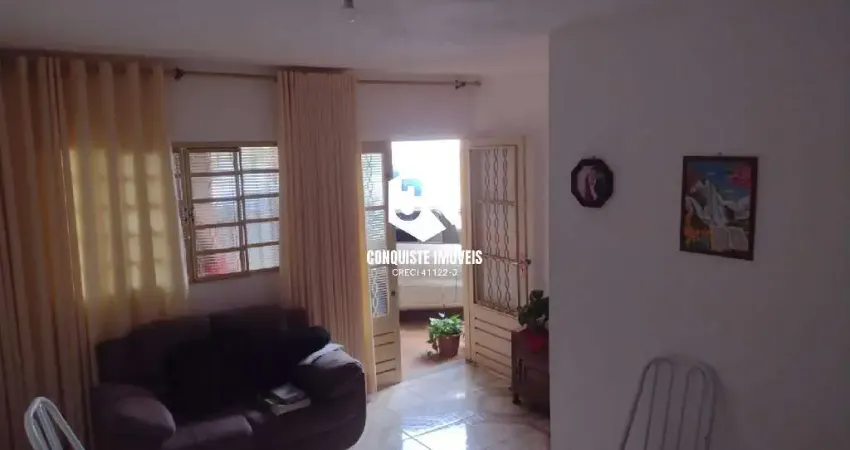 Casa com 3 quartos à venda na Vila Operária, Avaré 