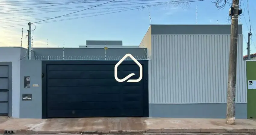 Casa à venda no universitária 2 com área gourmet, piscina com hidromassagem e paisagismo exclusivo