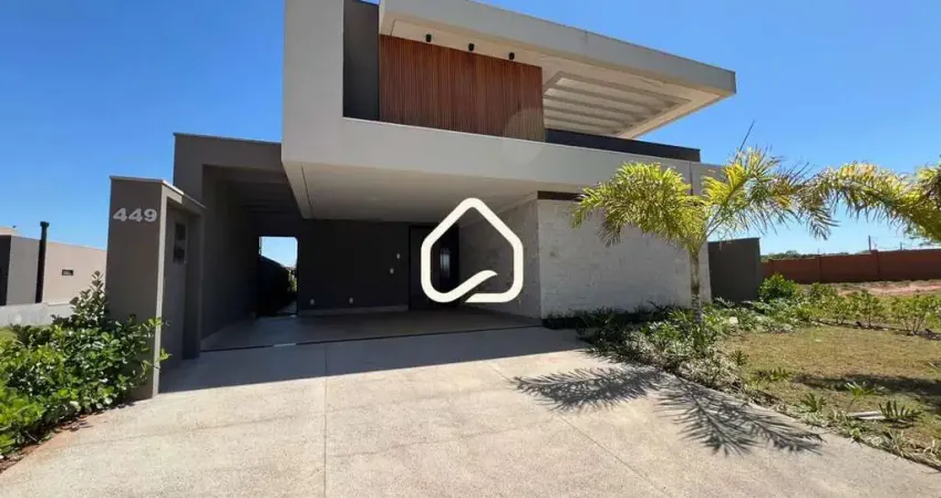 Casa térrea de alto padrão com 3 suítes, espaço gourmet e piscina aquecida