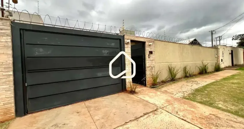 Oportunidade no rita vieira: casa completa com piscina e varanda gourmet!