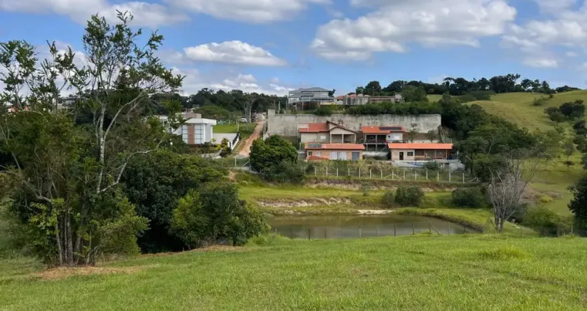 Terreno à venda na Praça da Igreja, 77, Cristal, Mairinque