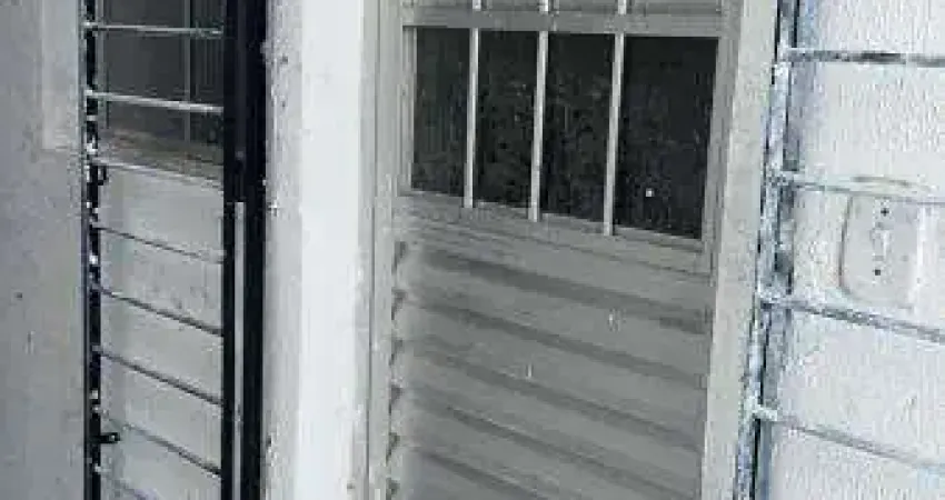 KITNET R$ 600, CDU VARZEA , COM SALA COZINHA, BANHEIRO PROXIMO A AVENIDA