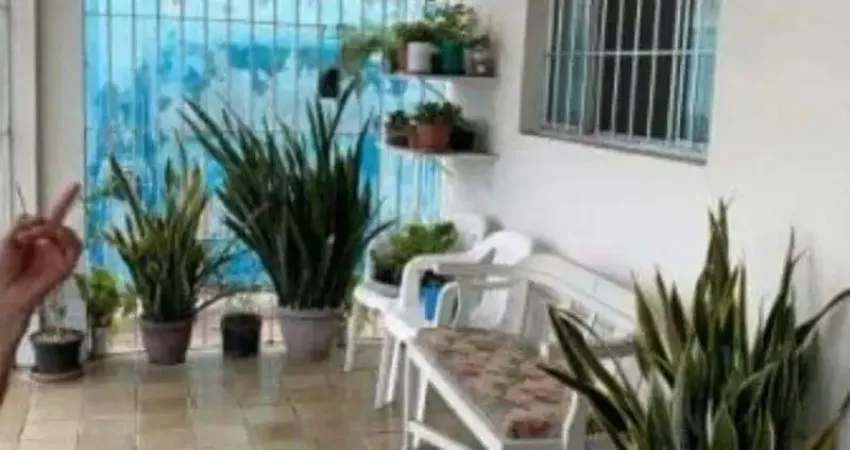 CAMPO GRANDE CASA COM LATERAIS SOLTAS 3 QUARTOS R$ 500.000