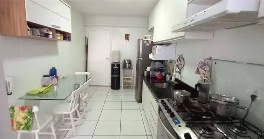 Apartamento para venda com 115 metros quadrados com 3 quartos em Fátima - Fortaleza - Ceará
