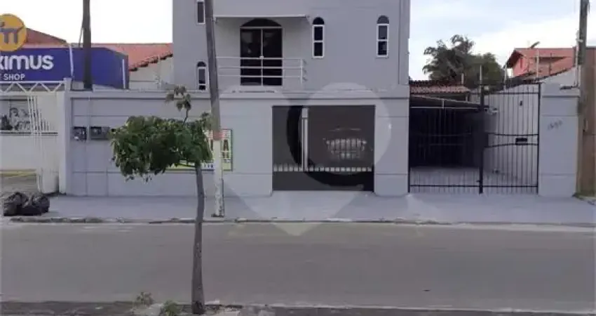 Casa com 6 quartos à venda na Avenida Edilson Brasil Soares, 1899, Edson Queiroz, Fortaleza