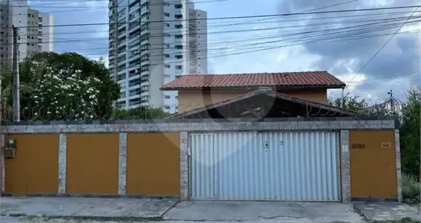Casa com 3 quartos à venda na Rua Doutor Gilberto Studart, 3080, Manoel Dias Branco, Fortaleza
