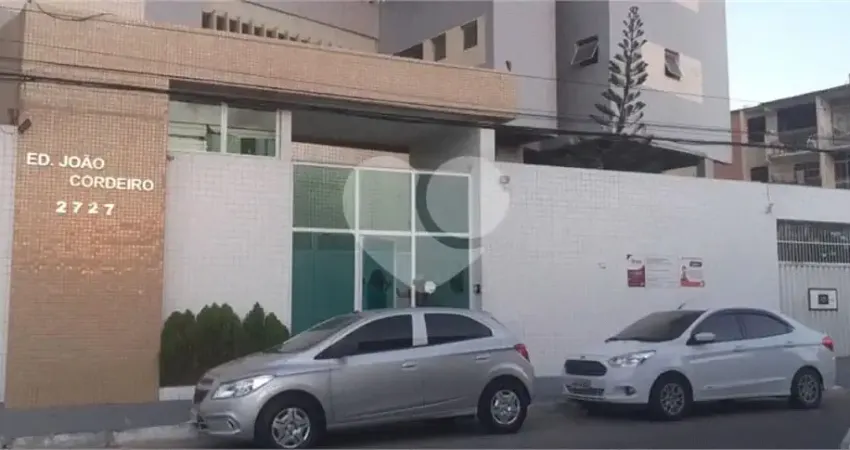 Apartamento com 3 quartos à venda na Rua João Cordeiro, 2727, Joaquim Távora, Fortaleza