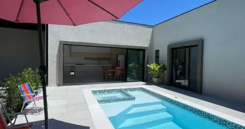 Casa comercial com 1 sala à venda na Avenida Vinte e Nove de Abril, Balneário Nereidas, Guaratuba