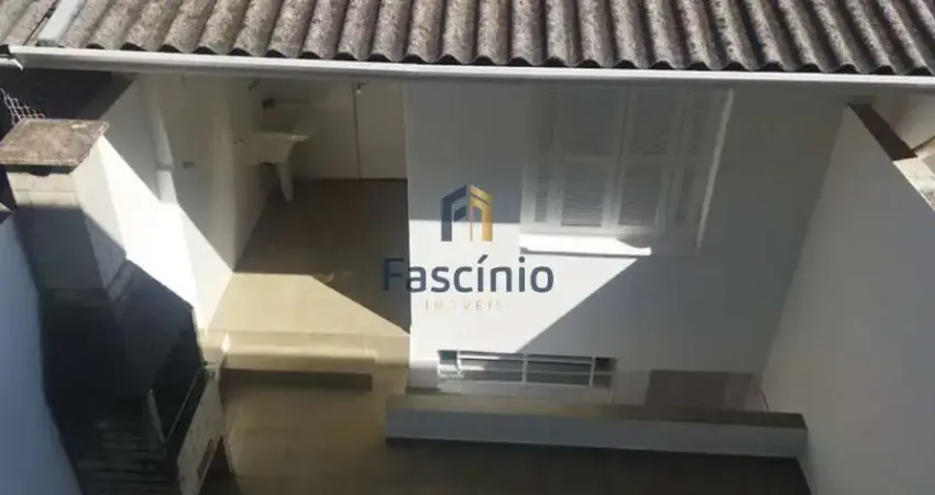 Casa com 2 quartos para alugar na Avenida Piassanguaba, 2244, Planalto Paulista, São Paulo