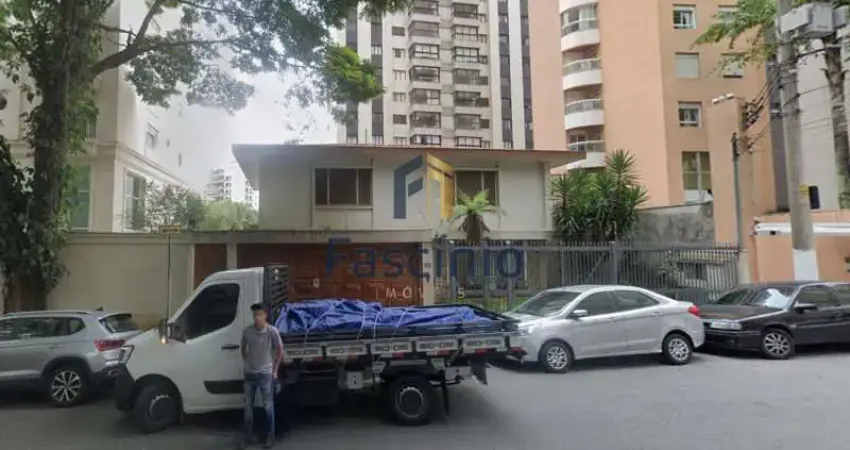Casa com 3 quartos à venda na Rua Inajaroba, 156, Vila Nova Conceição, São Paulo