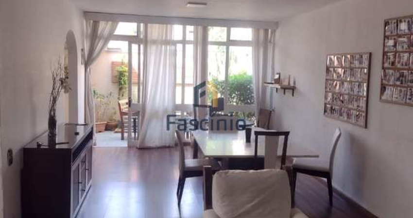 Casa com 3 quartos à venda na Rua Gil Eanes, 845, Campo Belo, São Paulo