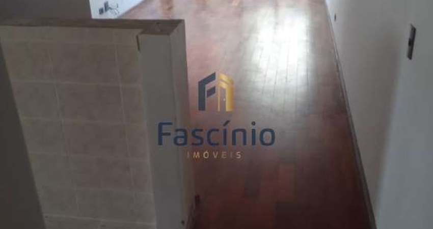 Apartamento com 3 quartos para alugar na Rua Vitorino Carmilo, 830, Barra Funda, São Paulo
