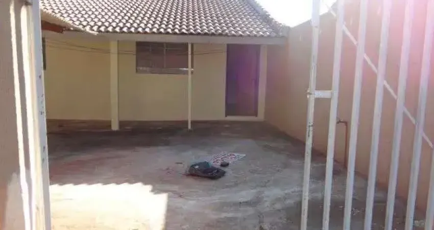 Casa com 3 quartos à venda na Rua João Antônio Correia Júnior, 99, Conjunto Habitacional Requião, Maringá