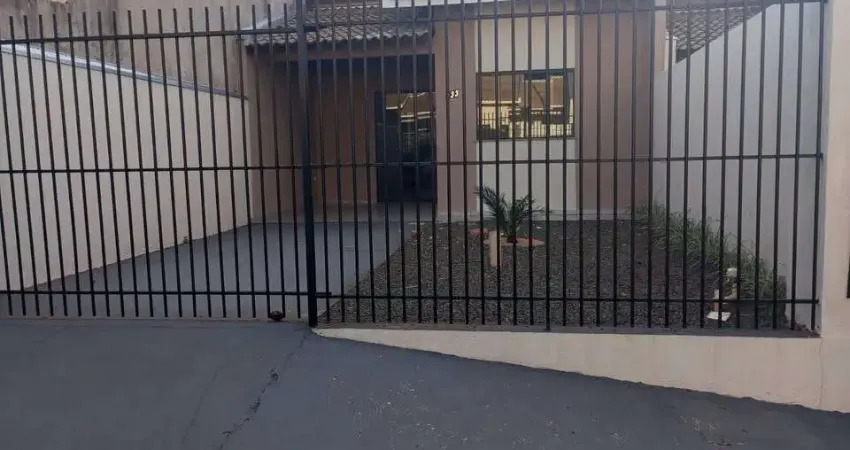 Casa residencial com área de lazer e garagem coberta - Mandaguaçu