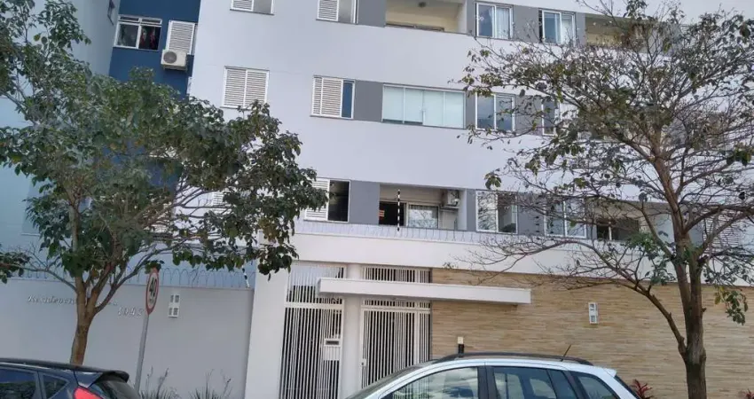 Apartamento com 3 quartos para alugar na Rua Botafogo, 1042, Vila Marumby, Maringá