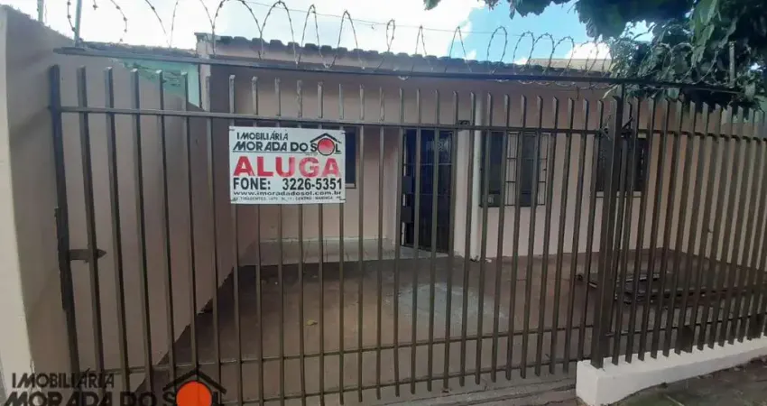 Casa com 3 quartos para alugar na Rua Ângelo Cavalin, 148, Jardim Aclimação, Maringá