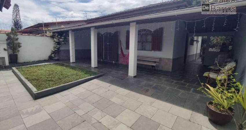 Casa com 3 dormitórios à venda por R$ 550.000,00 - Vila Suarão - Itanhaém/SP