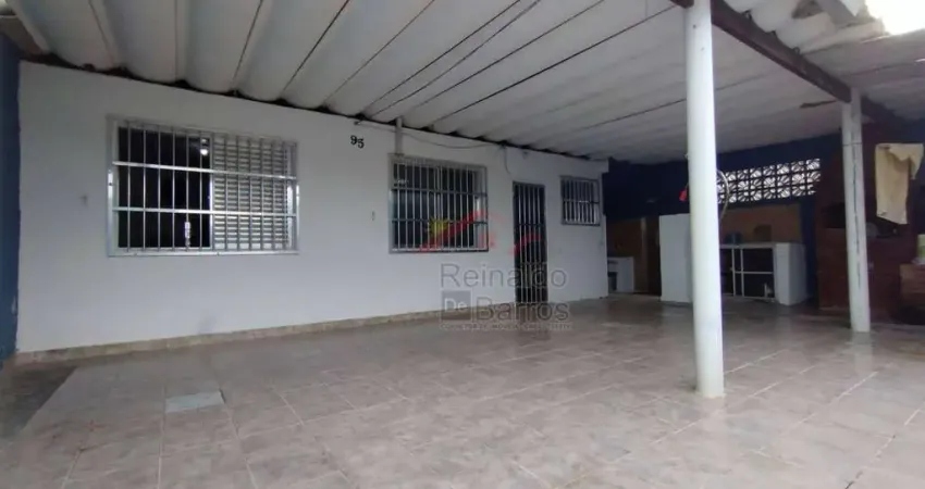 Casa com 1 dormitório à venda, 79 m² por R$ 155.000 - Itaguaí - Mongaguá/SP