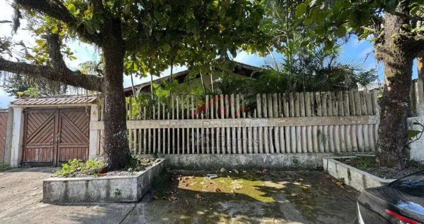 Casa com 3 dormitórios à venda, 110 m² por R$ 320.000,00 - Nova Itanhaém - Interior - Itanhaém/SP