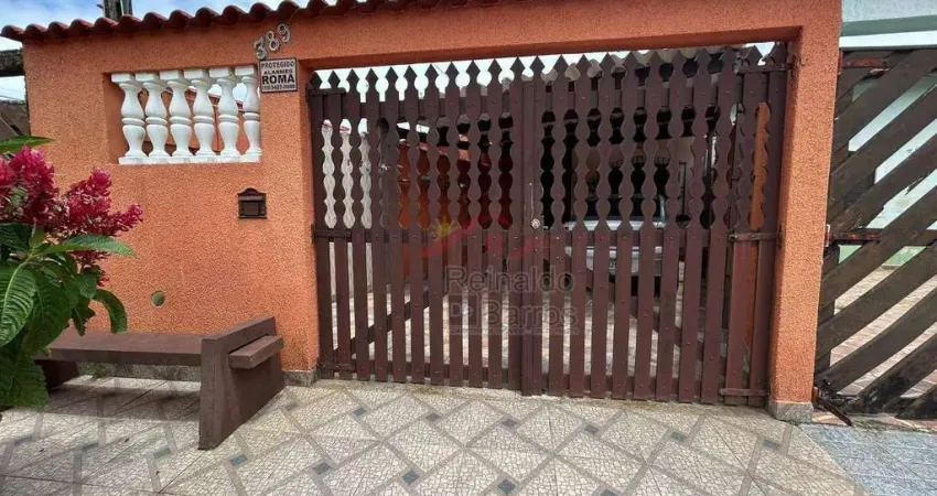 ?? Casa à venda no bairro Campos Elíseos – Itanhaém/SP ?? Localizada a apenas 400 metros da praia