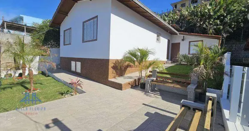 Casa com 3 dormitórios à venda, 157 m² por R$ 1.195.000,00 - Trindade - Florianópolis/SC