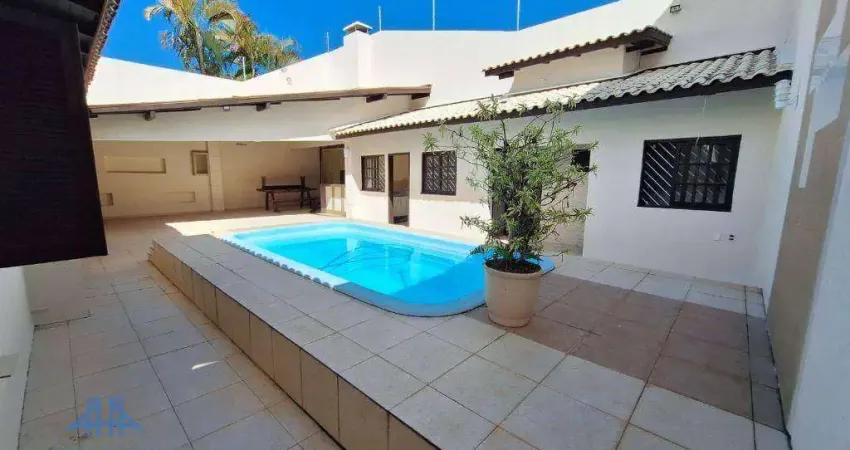 Casa com 3 dormitórios à venda, 195 m² por R$ 1.845.000,00 - Parque São Jorge - Florianópolis/SC