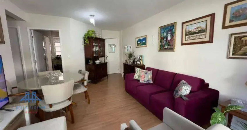 Apartamento a venda no Pantanal a 10min da UFSC e do centro, mobiliado e reformado.  São 03 quartos sendo 01 suíte; 02 Banheiros e garagem.