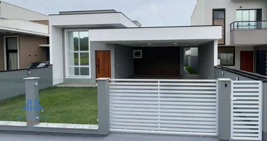 Casa com 3 dormitórios à venda, 116 m² por R$ 750.000,00 - Forquilhas - São José/SC