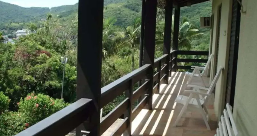 Casa com 5 dormitórios à venda, 600 m² por R$ 4.999.000,00 - Itacorubi - Florianópolis/SC