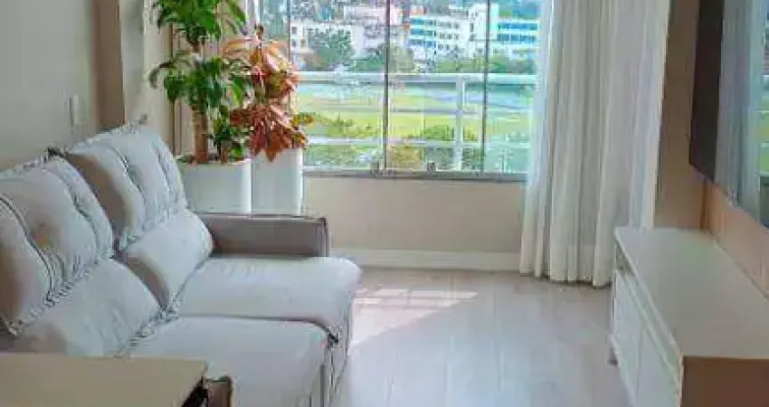 VENDO EXCELENTE APARTAMENTO DE 2 DORMITÓRIOS DE FRENTE PARA A UFSC  PANTANAL / TRINDADE  SEMI MOBILIADO