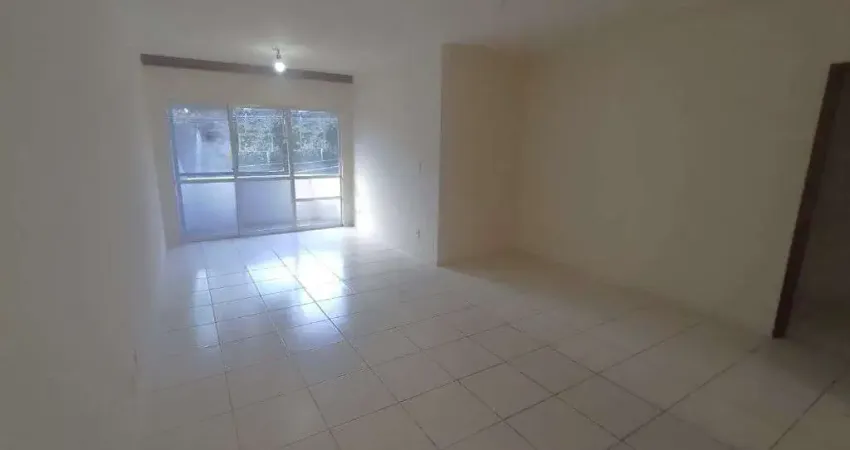 Apartamento com 4 dormitórios à venda, 113 m² por R$ 840.000,00 - Córrego Grande - Florianópolis/SC