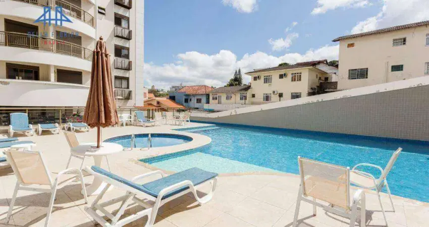 Vendo excelente apartamento mobiliado, porteira fechada, com 62m² privativos,  2 dormitórios, suíte e 1 vaga de garagem, em frente à ufsc!