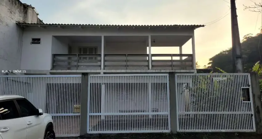 Casa de praia / usada para venda em guaratuba, centro, 3 dormitórios, 2 banheiros, 2 vagas