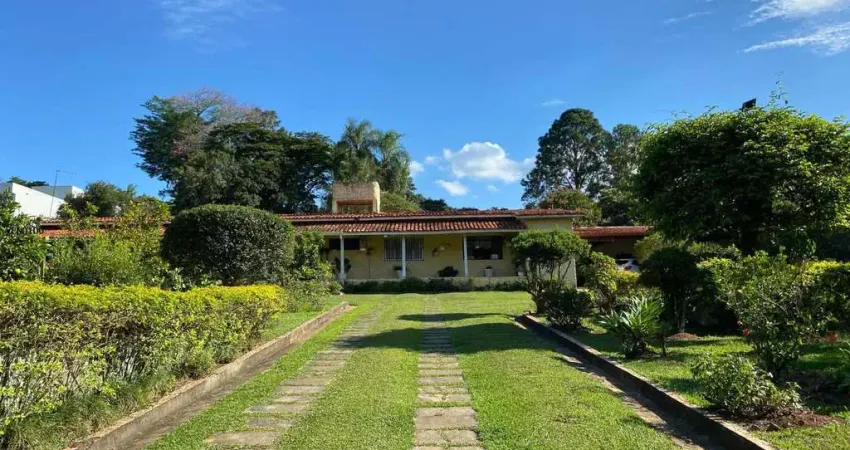 Casa para Venda em Atibaia, Jardim dos Pinheiros, 3 dormitórios, 1 suíte, 2 banheiros, 2 vagas