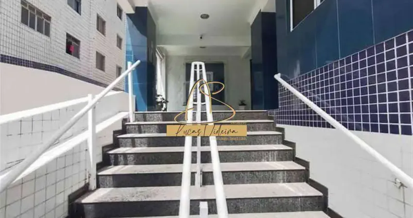 Apartamento 01 dormitório com móveis planejados - 50 metros do mar. vila caiçara.