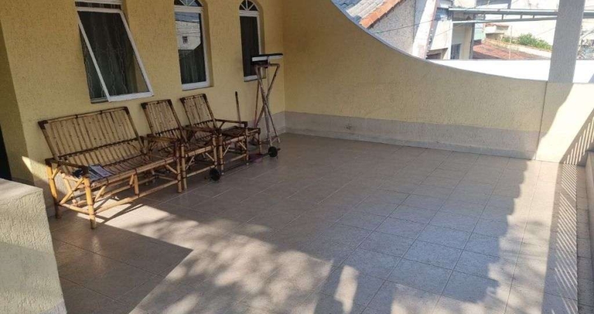 Sobrado com 2 dormitórios para alugar, 100 m² por R$ 3.100,00/mês - Jardim Stella - Santo André/SP