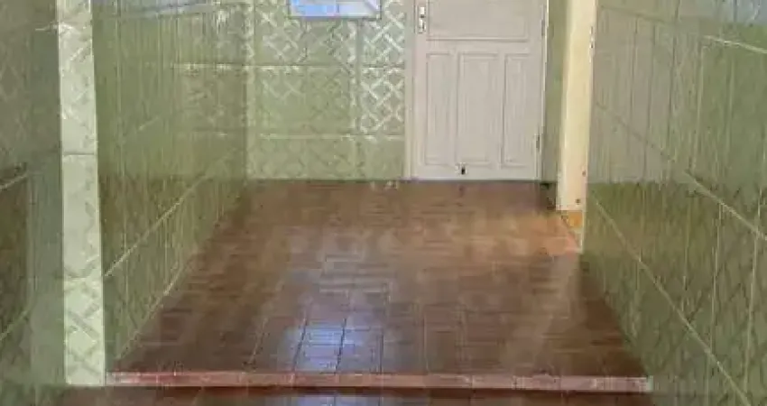 Casa com 2 dormitórios para alugar, 100 m² por R$ 2.433,00/mês - Vila Scarpelli - Santo André/SP