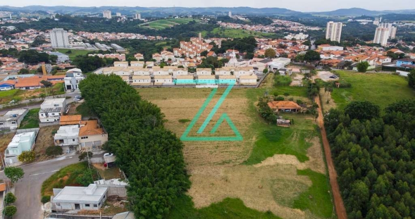 Área comercial com extensão total de 5837 à venda em Itatiba, São Paulo