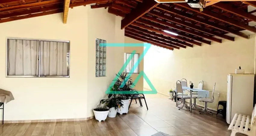 Casa térrea com área total de 125m² e com 2 dormitórios à venda no Bairro Maracanã em Jarinu, São P