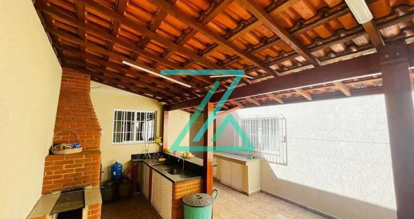 Casa com 3 dormitórios à venda no Altos de Jordanésia em Cajamar, São Paulo - Aceita permuta por im