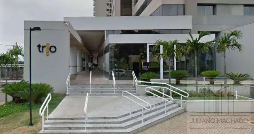 Vendo uma sala comercial no Trio Office. Andar alto. R$425.000,00