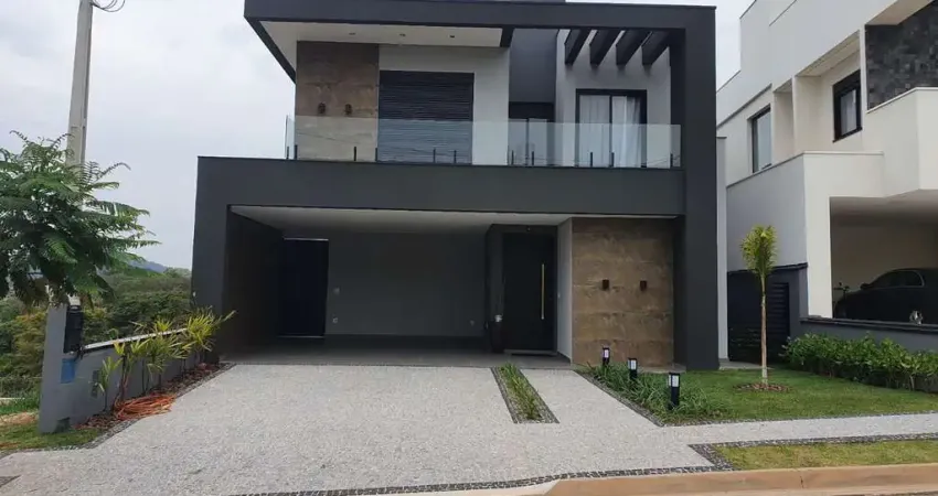 Casa com 3 quartos à venda na Rodovia Fernão Dias, Centro, Atibaia
