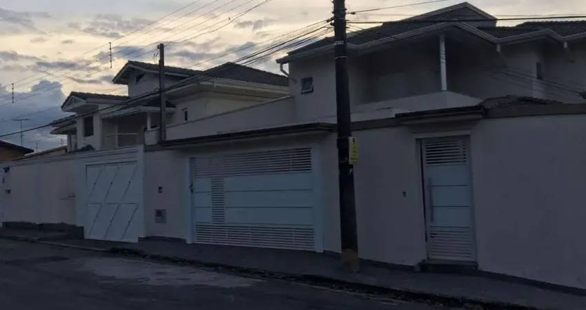 Casa ampla com vista para a Represa – 375m² de construção