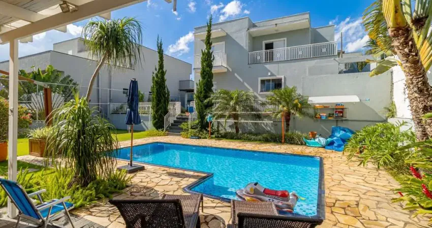 EXCEPCIONAL CASA À VENDA EM CONDOMINIO FECHADO DE ALTO PADRAO EM ATIBAIA