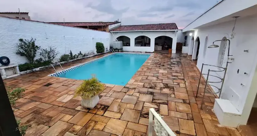 Linda casa na vila giglio, vista maravilhosa, próxima da lucas