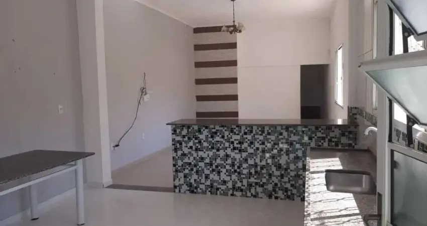 Casa com 3 quartos para alugar na Rua José Rodrigues Filho, Jardim Maristela, Atibaia