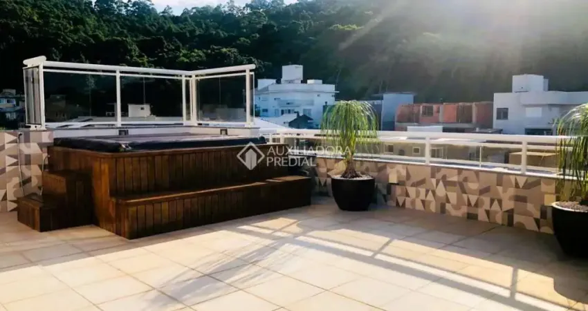 Cobertura com 4 quartos à venda na Rua Fernandes Francisco Coutinho, 145, Canasvieiras, Florianópolis
