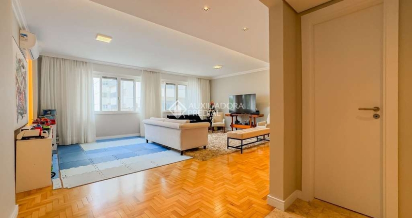 Apartamento com 3 quartos à venda na Rua Garibaldi, 891, Independência, Porto Alegre