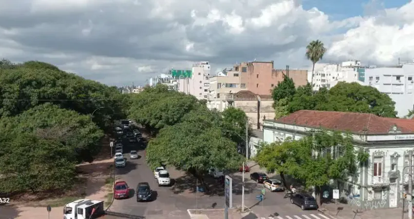 Apartamento com 3 quartos à venda na Avenida João Pessoa, 993, Farroupilha, Porto Alegre